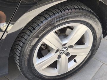 Volkswagen Golf - 12