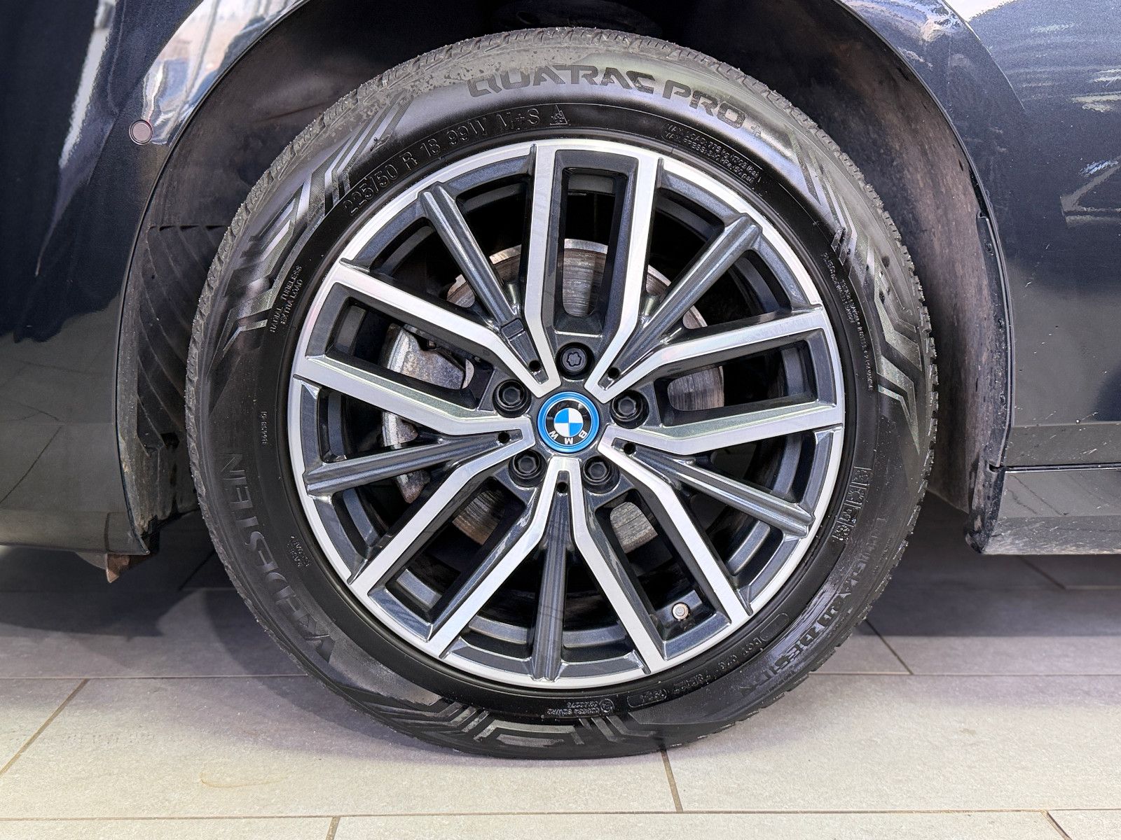 Fahrzeugabbildung BMW 225e Active Tourer xDrive MSport|HIFI|AHK|WIDES