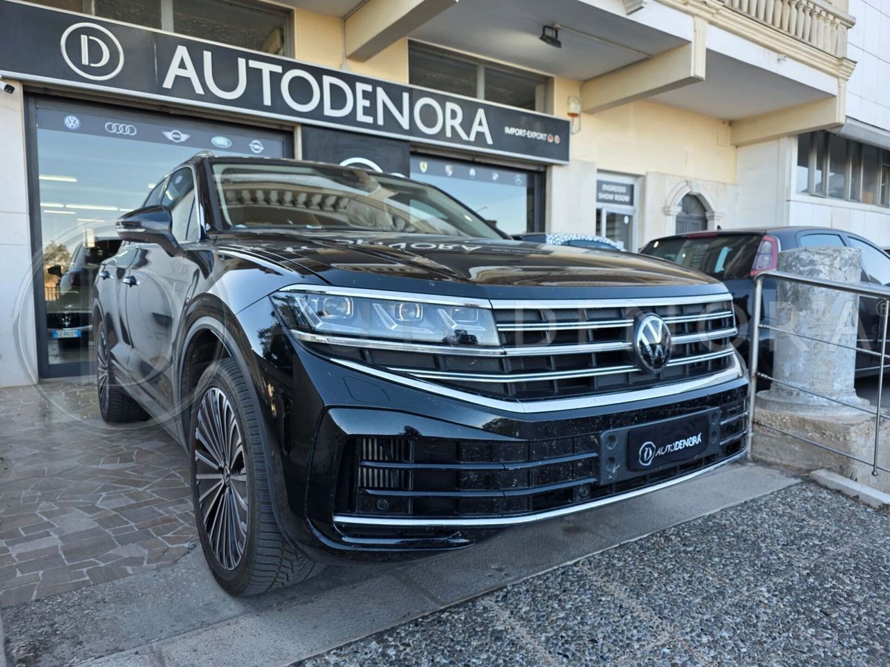 VW Volkswagen Touareg 3.0 V6 TSI eHybrid Elegance#L