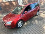 Ford Focus Turnier Ghia*Ersthand*Scheckheft* - Ford Focus aus 2005: Kombi