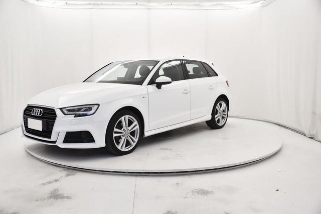 Audi A3 Sportback 30 1.6 tdi S Line 116cv s-tron