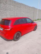 Mercedes-Benz Mercedes B220 Cdi Allrad  AMG Line - Mercedes-Benz B 220 von privat
