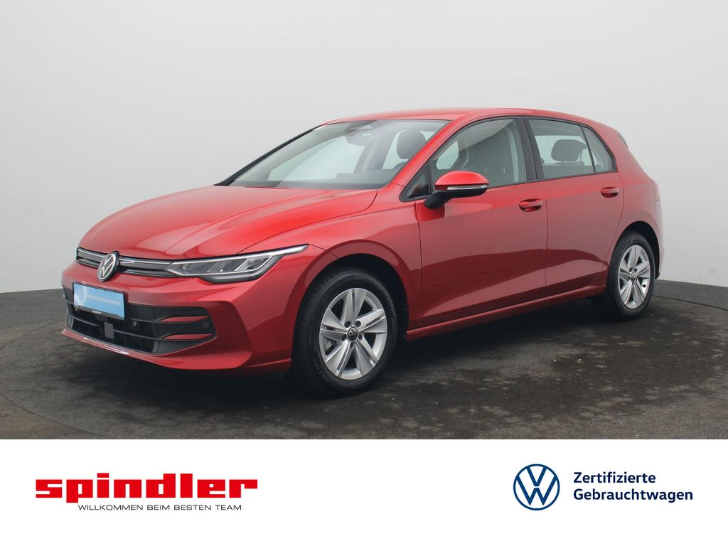 Golf VIII Life 1.5 eTSI DSG / CarPlay, LED, RFK