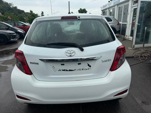 Fahrzeugabbildung Toyota Yaris 1,4 D4D Klima