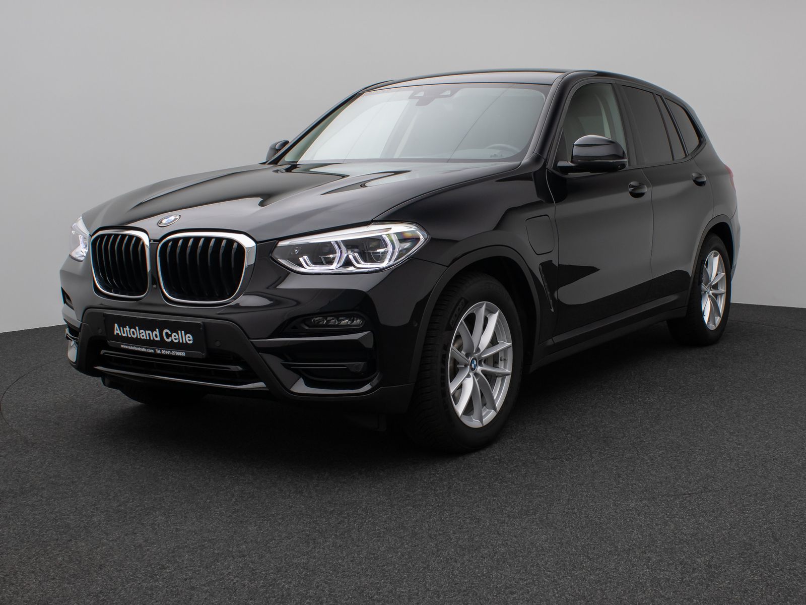 Fahrzeugabbildung BMW X3 xD30e 360° HUD DAB HiFi Leder Sport 18Zoll