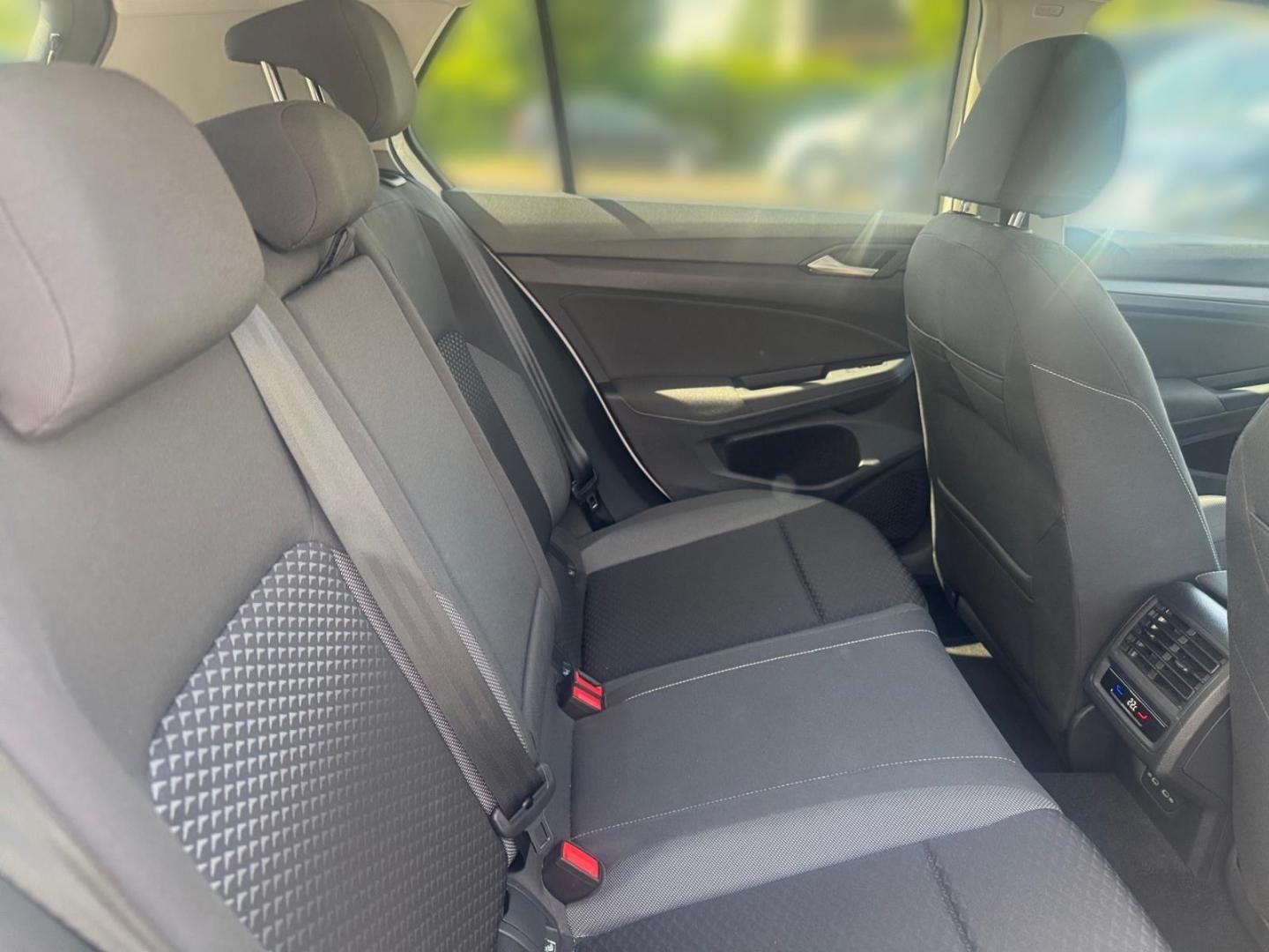 Volkswagen Golf VIII Active 2.0 TDI DSG AHK ACC Navi Sitzhe, миниатюра 21
