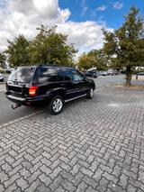 Jeep Grand Cherokee Overland 2.7 CRD Autom. Overland - Jeep Grand Cherokee mit Diesel-Antrieb: 2.7