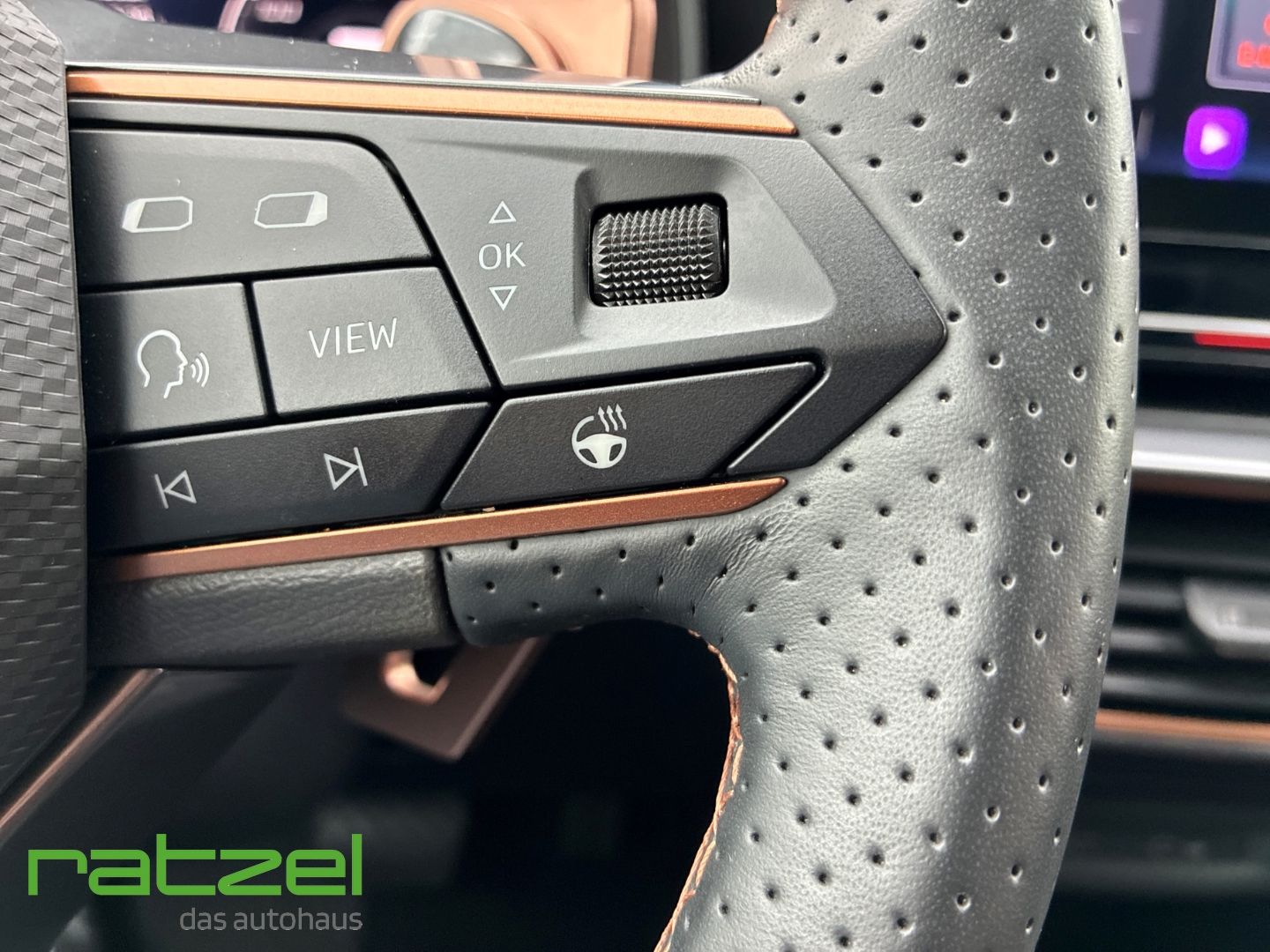 Fahrzeugabbildung CUPRA Formentor e-HYBRID Digitales Cockpit LED  ACC Am