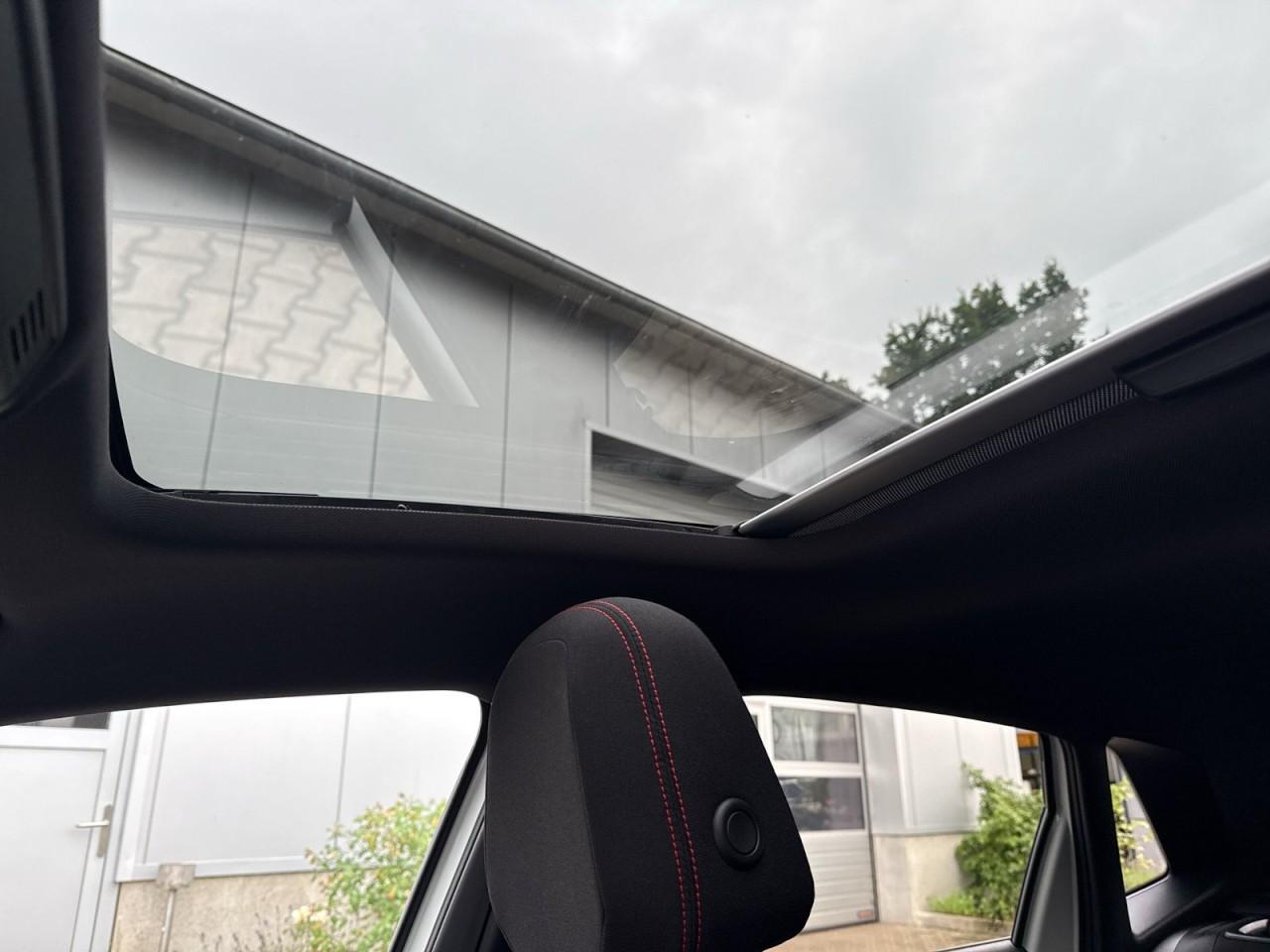 Volkswagen Polo GTI 2,0 l TSI OPF 152 kW (207 PS) 7-Gang-Do, миниатюра 15