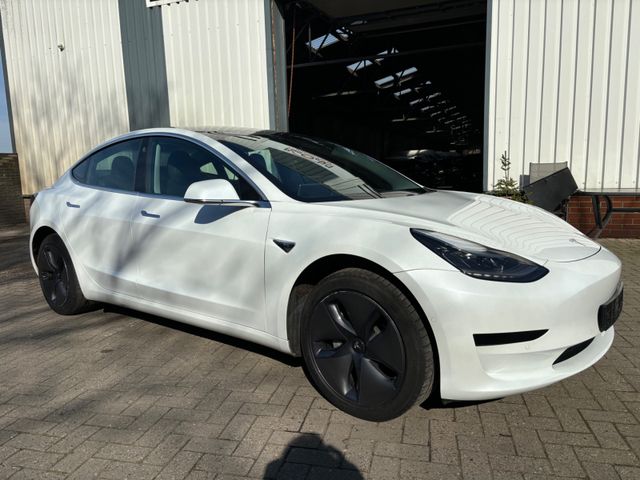 Tesla Model 3 Standard Plus 60Kwh/Pano/AHK