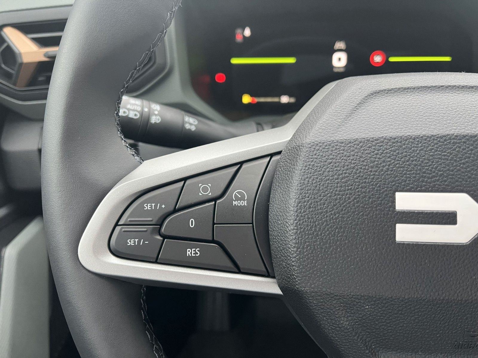 Fahrzeugabbildung Dacia Bigster Mild Hybrid 140 Extreme