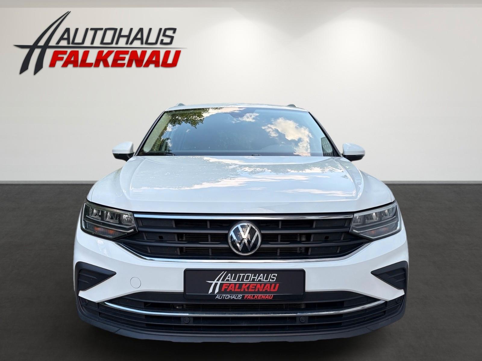 Volkswagen Tiguan Life *CarPlay, LED Scheinwerfer*