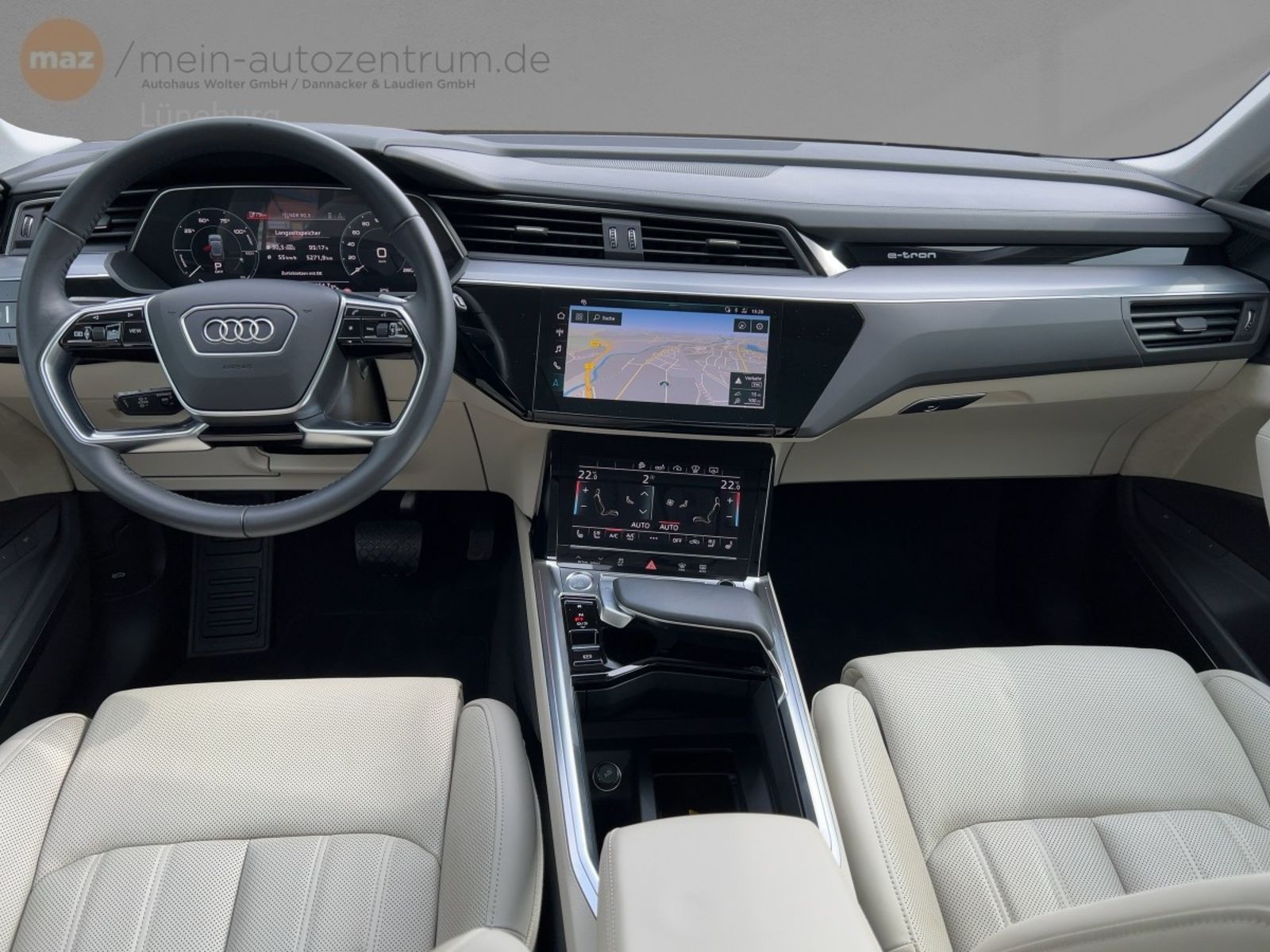 Fahrzeugabbildung Audi e-tron 55 quattro advanced Alu Matrix-LED AHK Pa