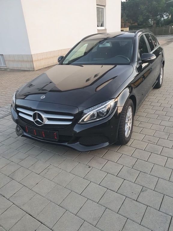 Image of Mercedes-Benz C 200