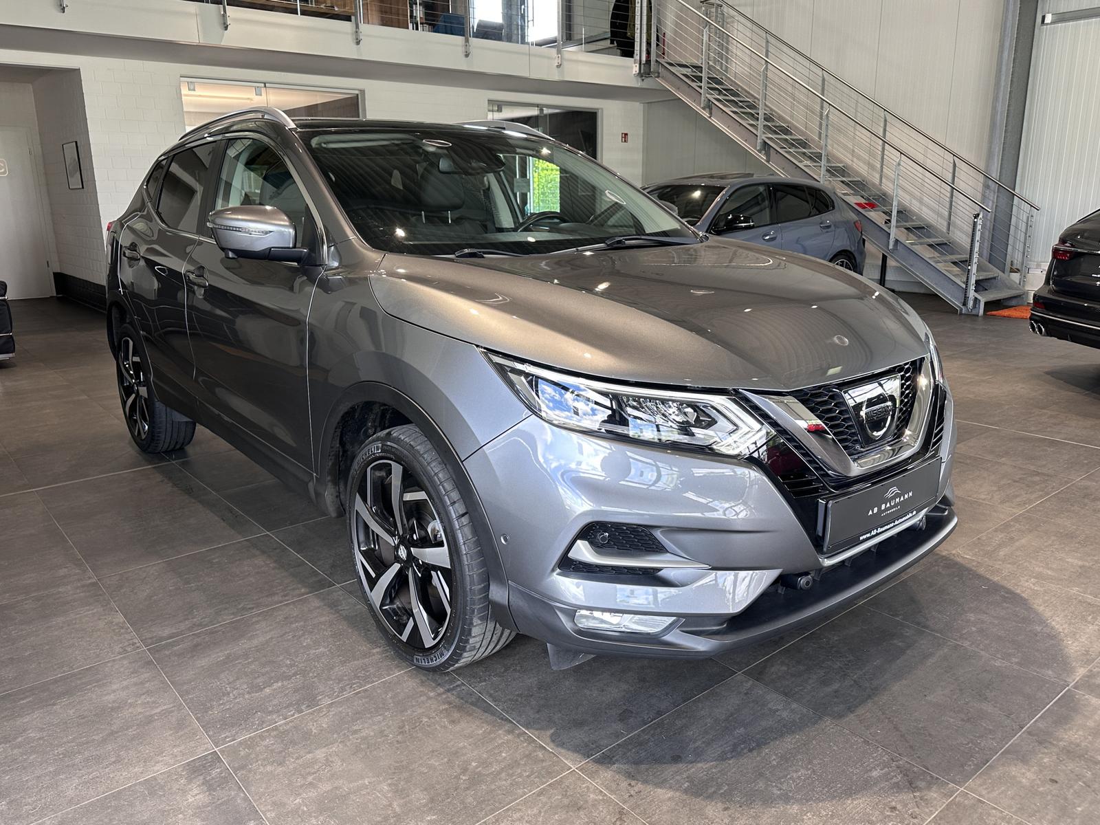 Nissan Qashqai *PANO, SPURHALTE, TOTWINKEL, 360GR.*