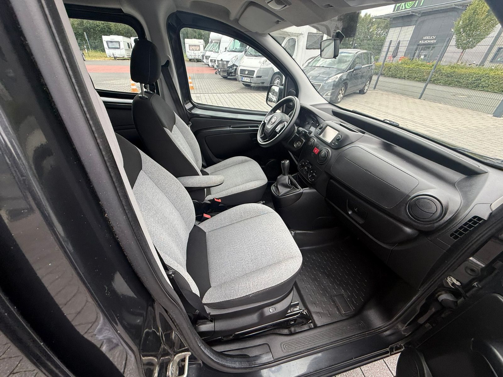 Fahrzeugabbildung Fiat Qubo Active