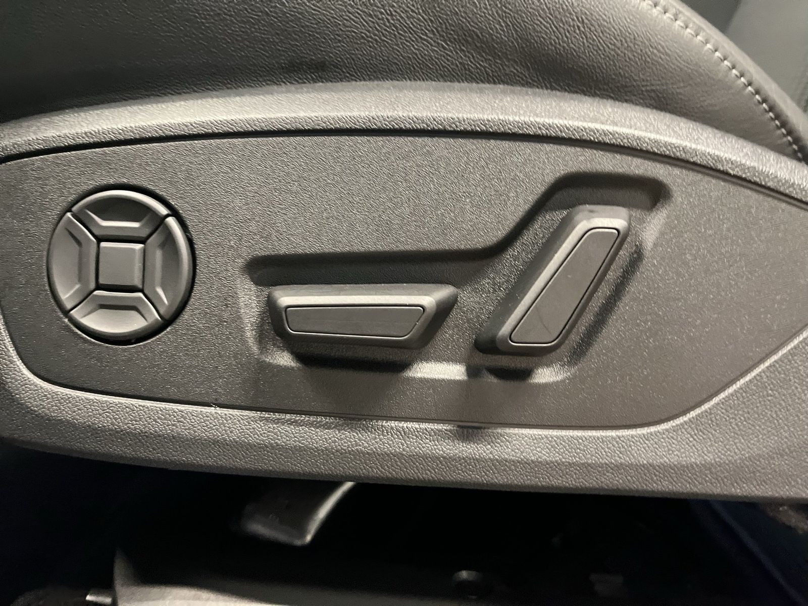 Audi Q4 e-tron - Bild 14