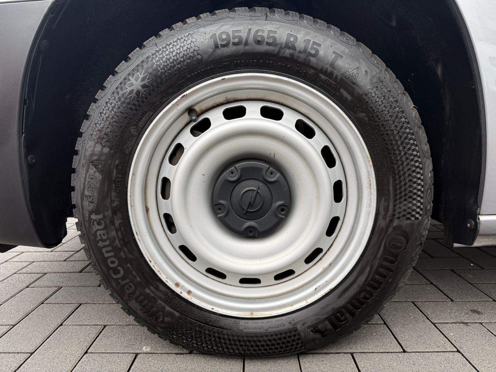Fahrzeugabbildung Opel Combo Life 1,2 Dir. Inj. Turbo L Edition