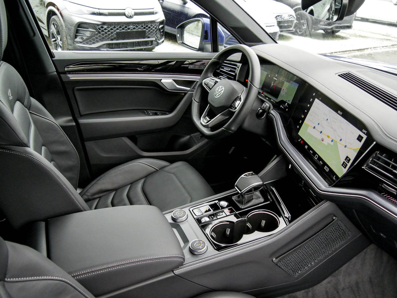 Volkswagen Touareg V6 R-LINE AHK CAM ACC LM19 eKLAPPE NAVI foto 3