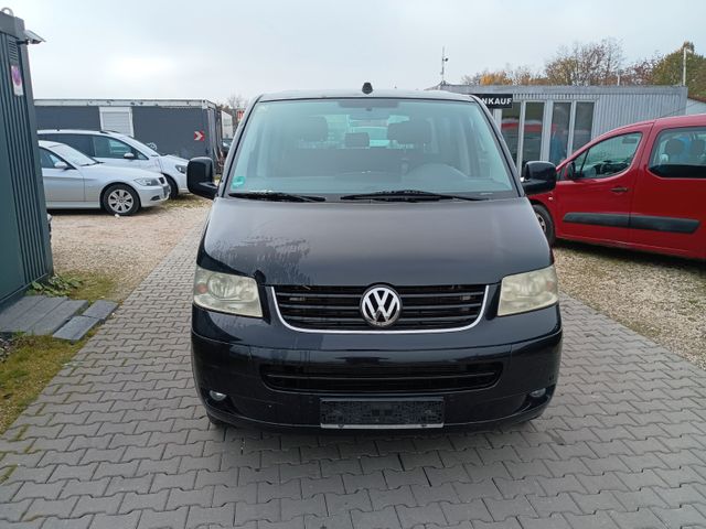 Volkswagen T5 Transporter Bus Multivan United