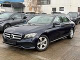 Mercedes-Benz E 200/Panorama/ACC/Nappa/360°/LED/HUD/1-Hand - Mercedes-Benz E 200 mit Panoramadach