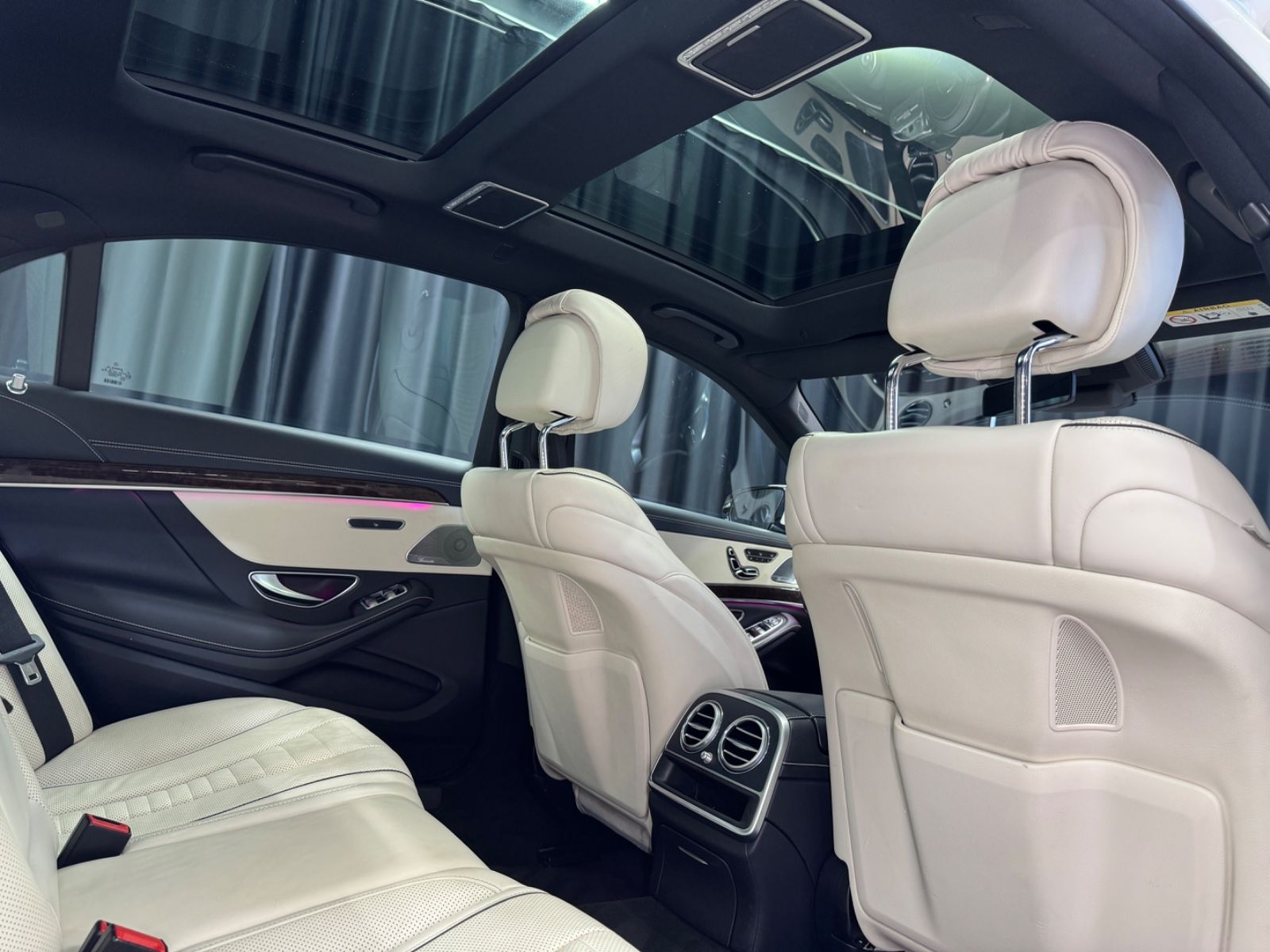 Fahrzeugabbildung Mercedes-Benz S 560e LANG|AMG-LINE|20"ZOLL|PANORAMA|ACC|VOLL