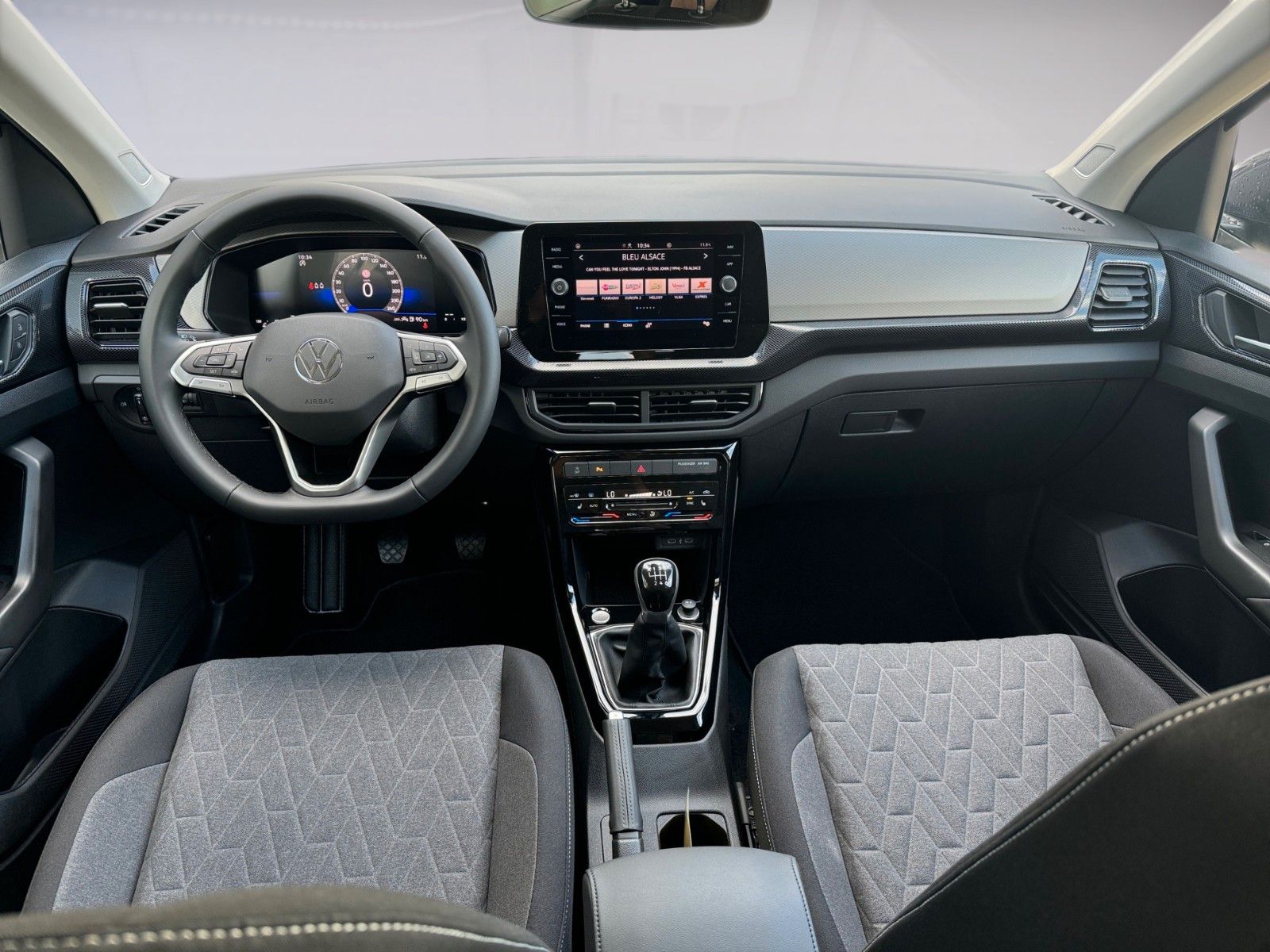 Fahrzeugabbildung Volkswagen T-Cross 1.0 TSI Life *LED*KAMERA*DIGITAL COCKPIT