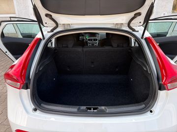 Volvo V40 - 11