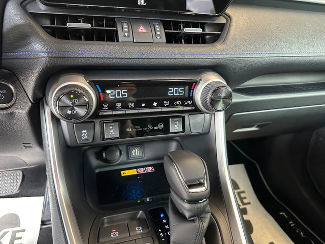 Toyota RAV 4  Style x2 *JBL*360°*Sofort*