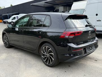 Volkswagen Golf - 6