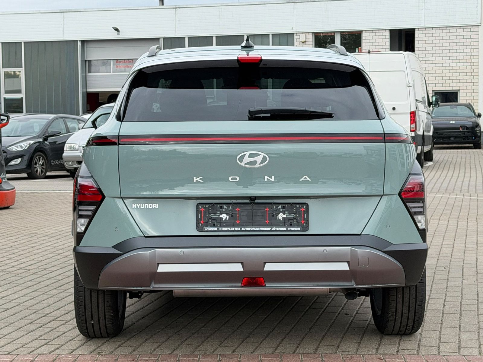 Fahrzeugabbildung Hyundai KONA 1.6 T-GDI Trend *Navi*Totwinkl*ACC*LED*360°