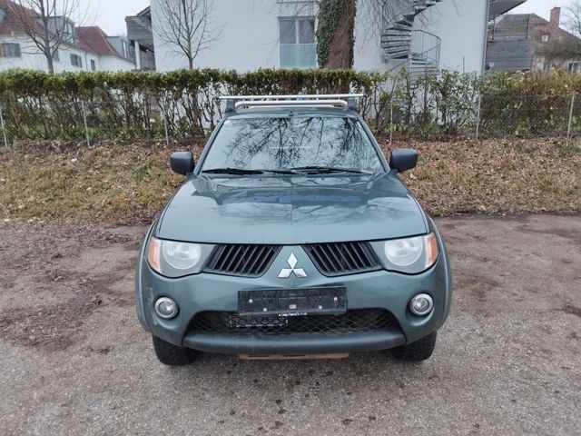 Mitsubishi L200/4x4 Allrad/Aus 1 Hand/Euro-4.