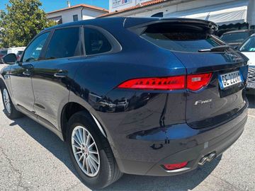 Jaguar F-Pace - 5