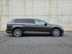 VW Passat Variant R-Line 2.0TDI 150PS DSG Pano DAB VW Passat Variant R-Line 2.0TDI 150PS DSG Pano DAB