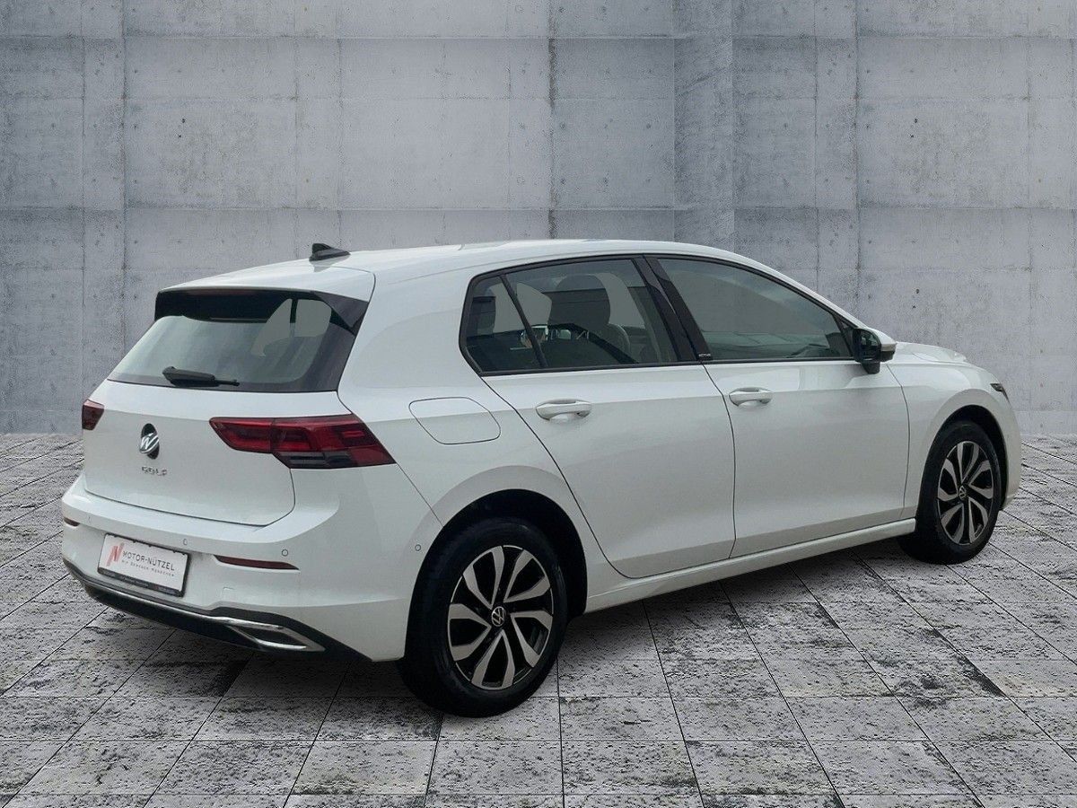 Volkswagen Golf - Bild 6