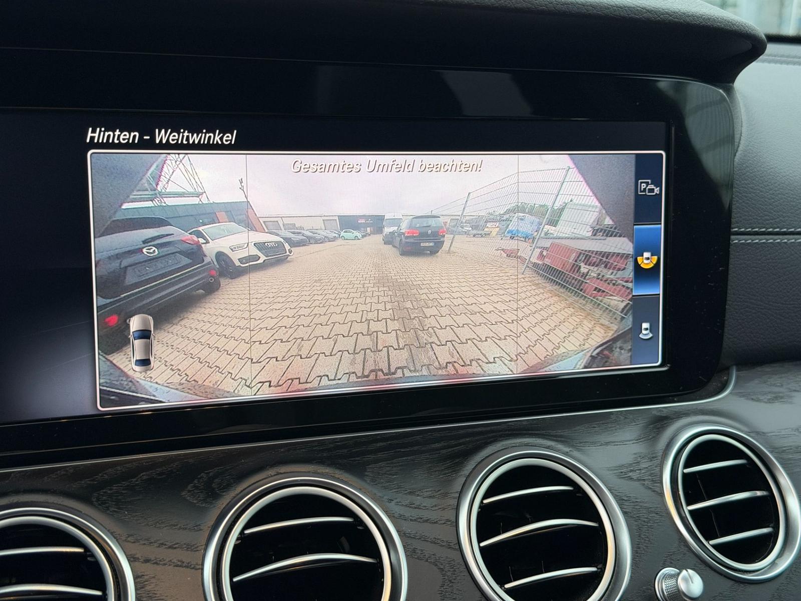 Mercedes-Benz E 300 d AMG Line*Totwink.*Schiebed*Gepfl.