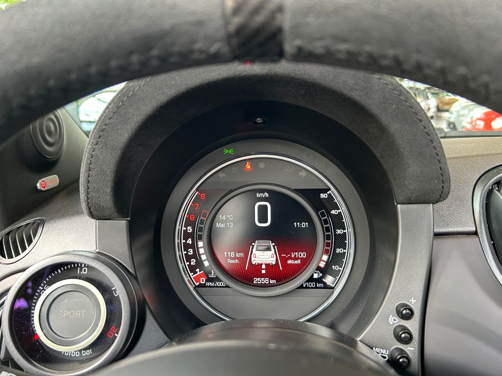 Fahrzeugabbildung Abarth 695C Cabrio Turismo BEATS NAV LEDER ALU