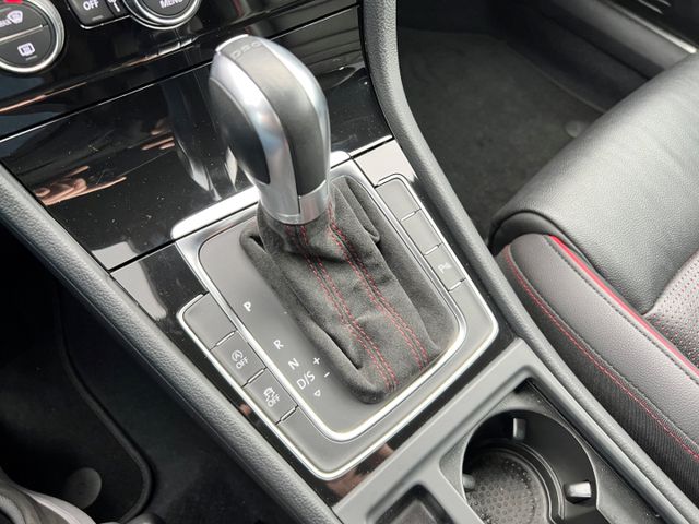 Golf GTI 2.0 TSI DSG LED Navi Leder Sitzheizung