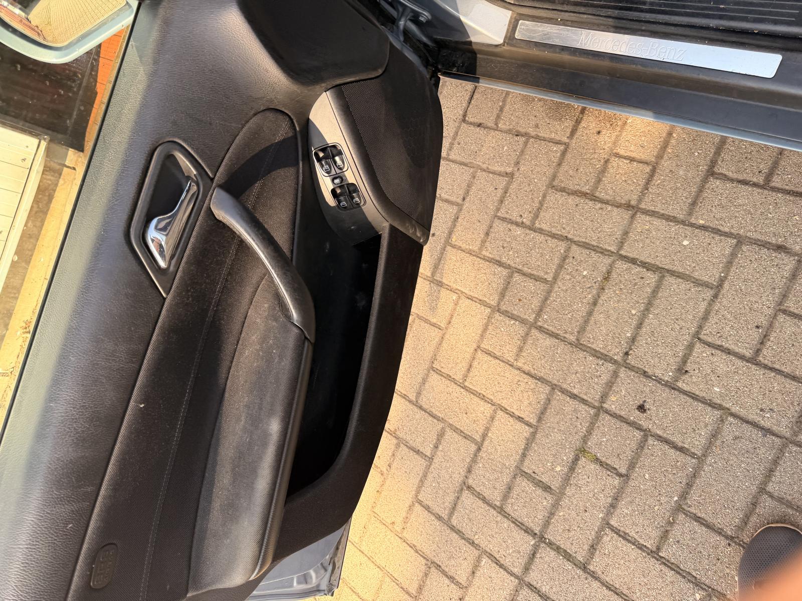 Mercedes-Benz C200 2005 — photo 10