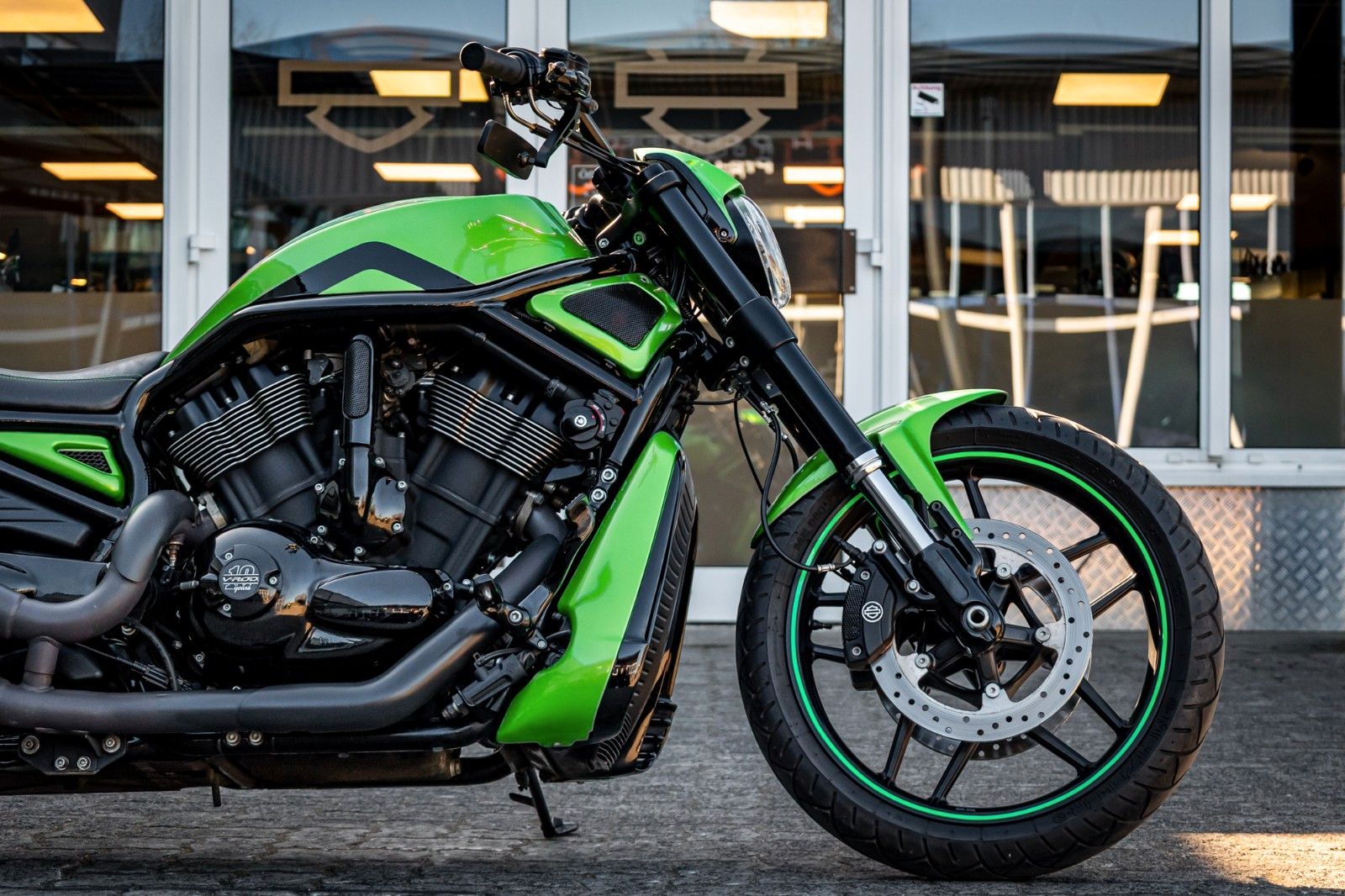 Fahrzeugabbildung Harley-Davidson NIGHT ROD SPECIAL VRSCDX - 69-CUSTOMS