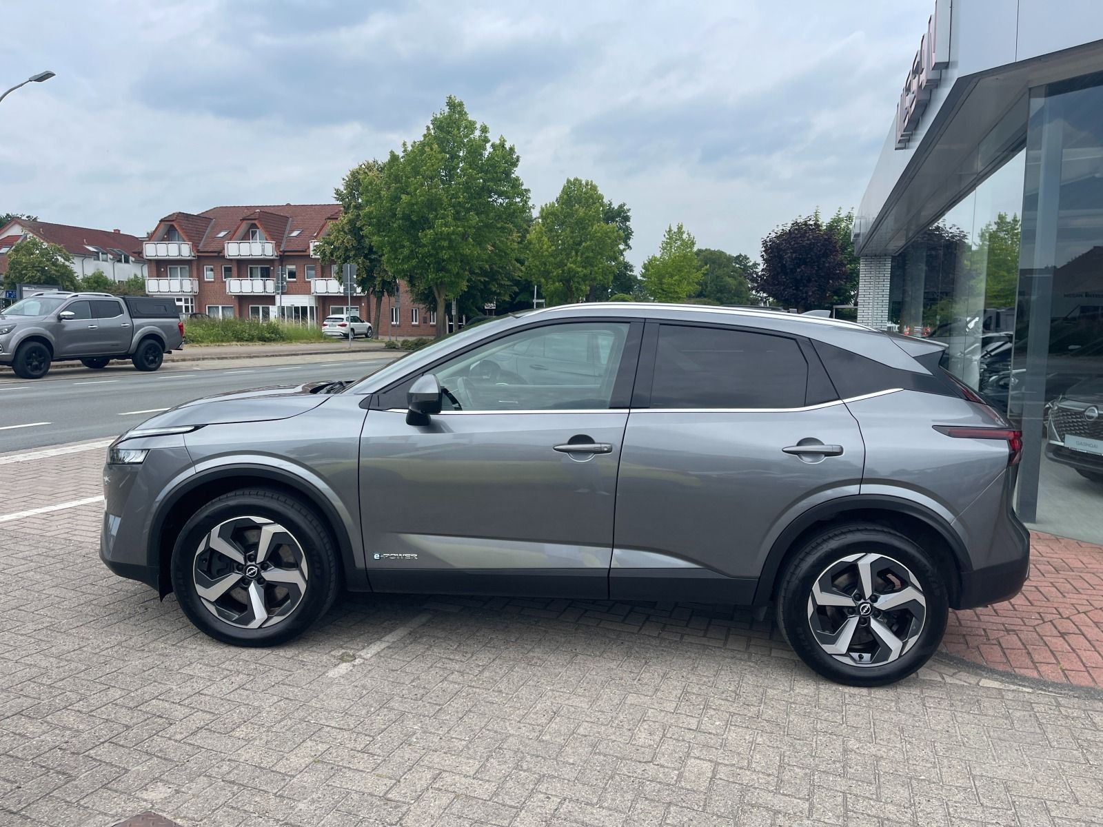 Fahrzeugabbildung Nissan Qashqai 1.5 e-Power N-Connecta Pano/360°Kamera
