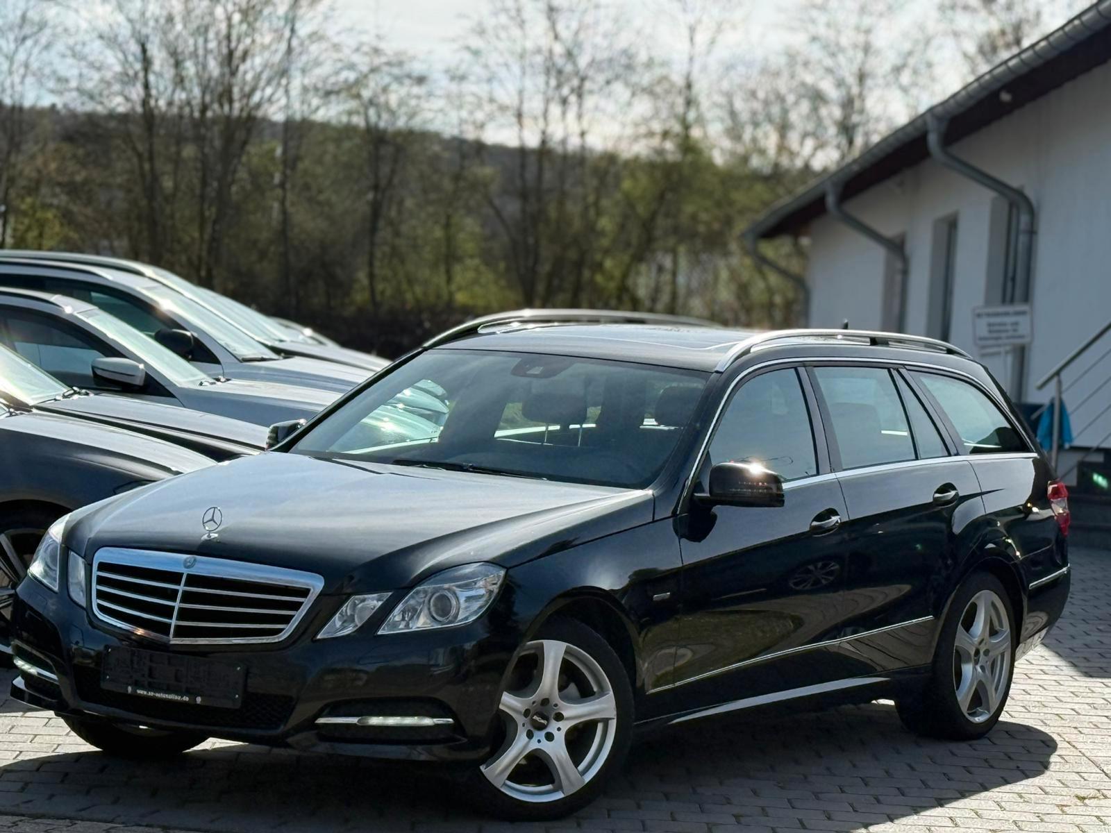 Mercedes-Benz E 220 CDI Avantgarde SHZ SHD TLEDER AHK XEN PDC