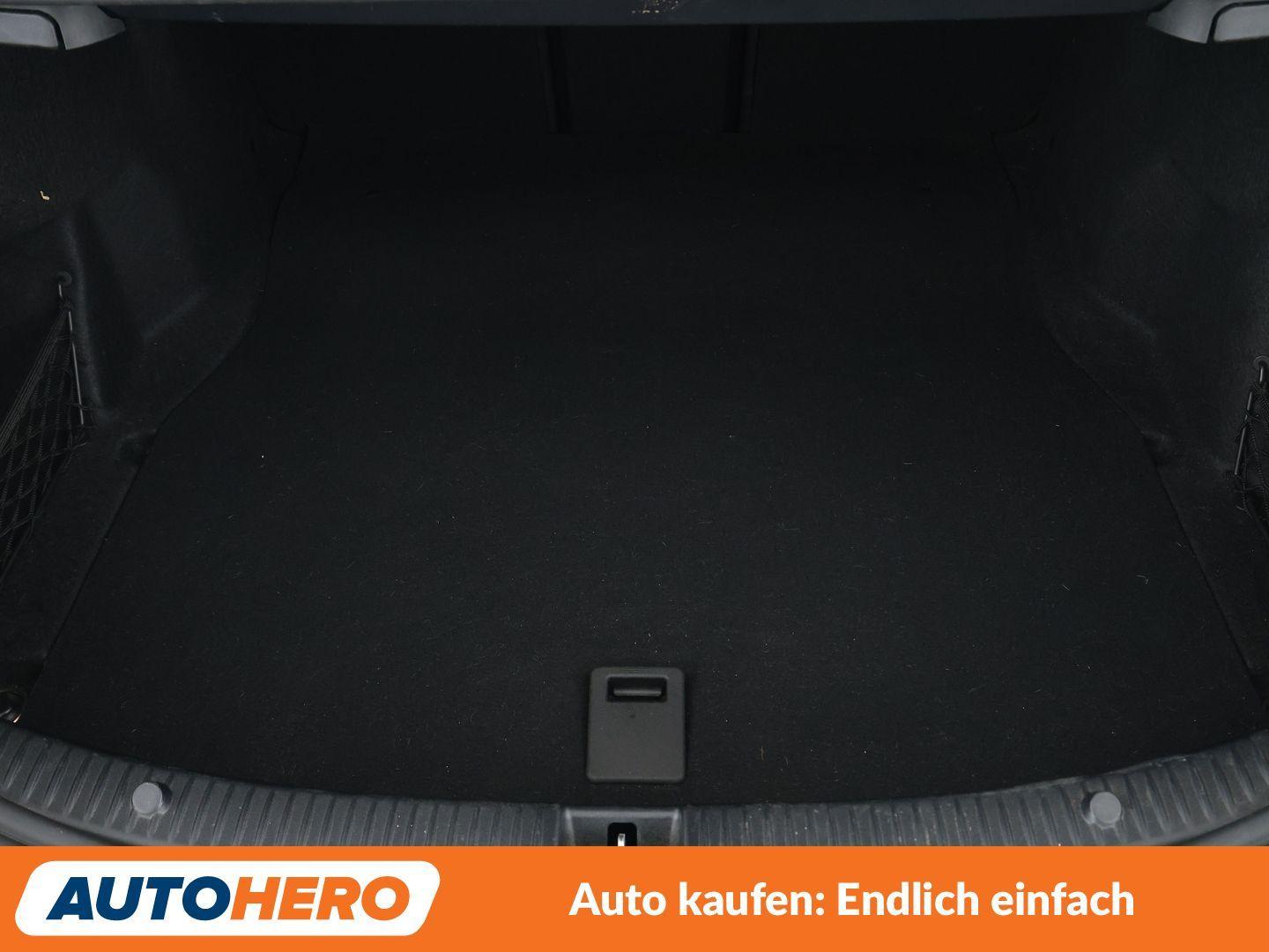 Mercedes-Benz C 180 CGI Avantgarde Aut.*LED*NAVI*TEMPO*PDC*SHZ