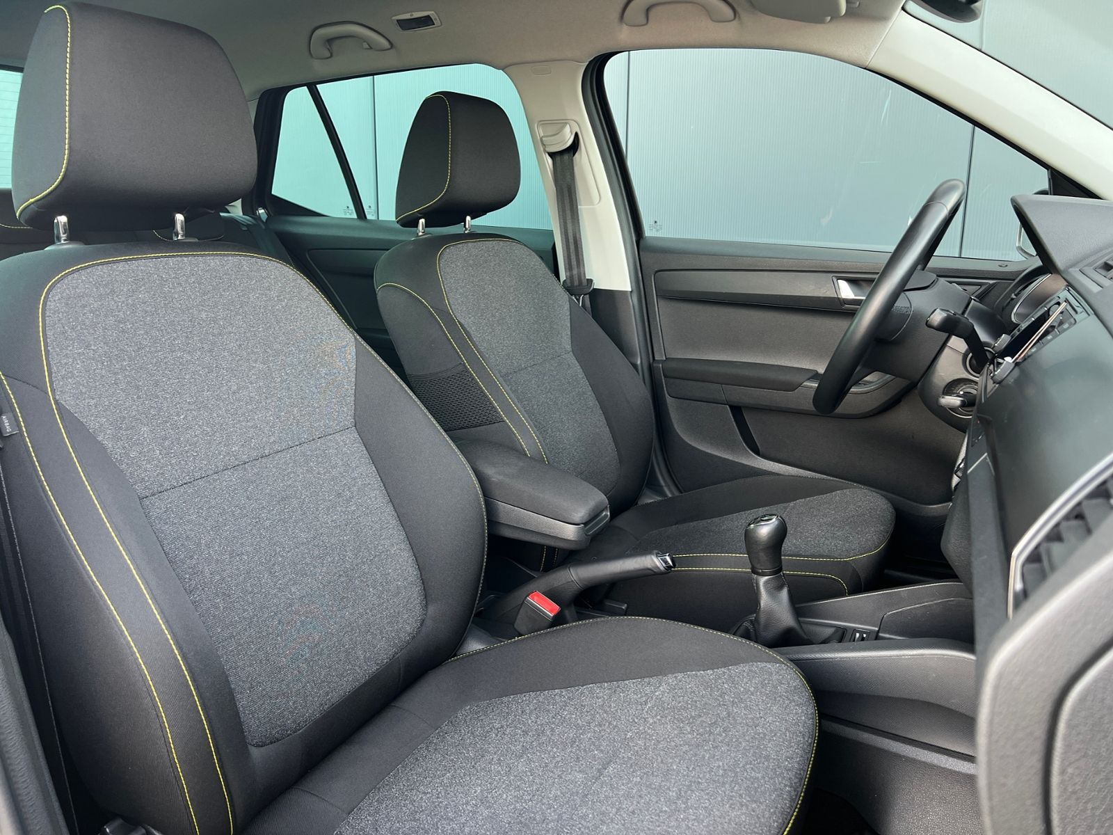 Fahrzeugabbildung SKODA Fabia III Soleil 1.0 MPI *SmartLink, Sitzhzg., 1