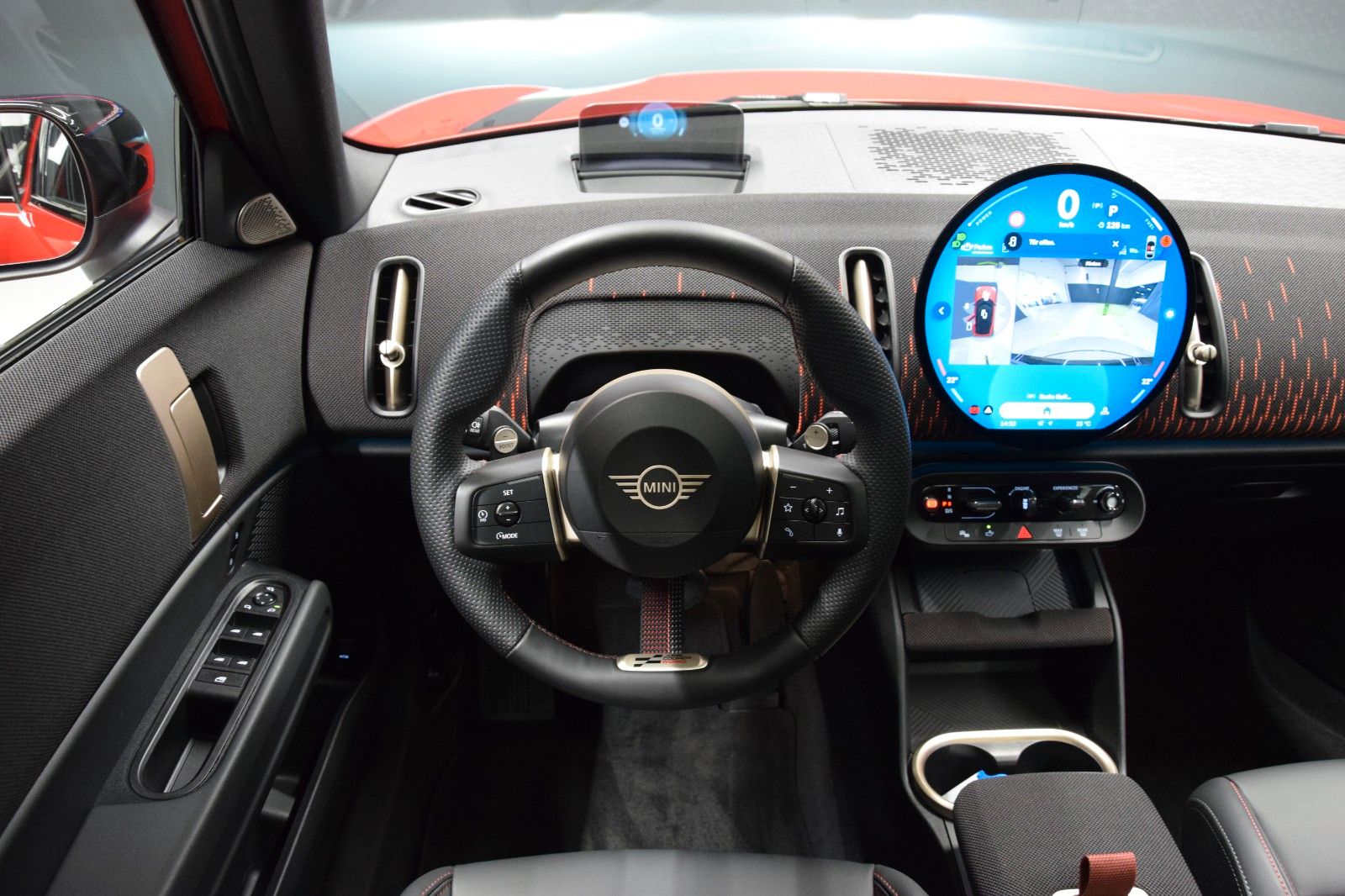 Fahrzeugabbildung MINI Countryman C John Cooper Works Trim L-Paket Pano