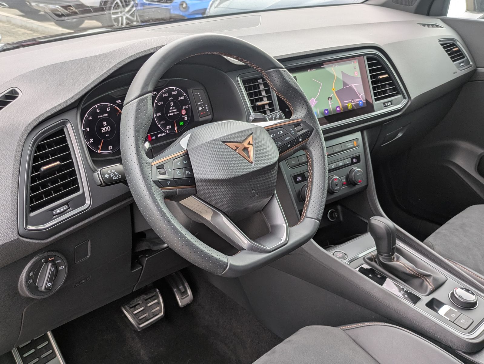 Fahrzeugabbildung CUPRA Ateca 1.5 TSI DSG AHK*LED*ACC*APP*KAMERA*19"