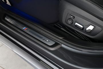 BMW 320i xDrive Limousine M Sport M 50 Jahre