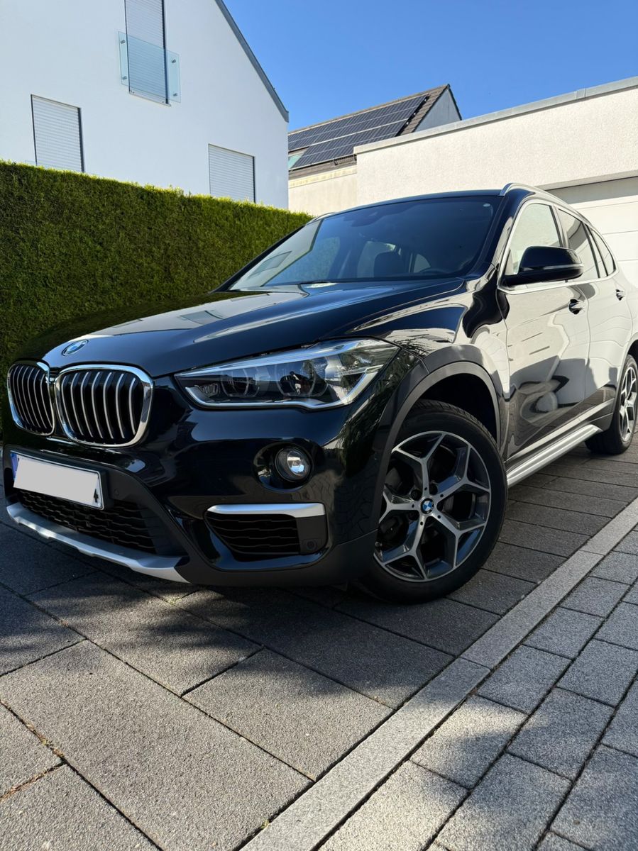 BMW X1 sDrive18d xLine, top ausgestattet, RFK, AHK