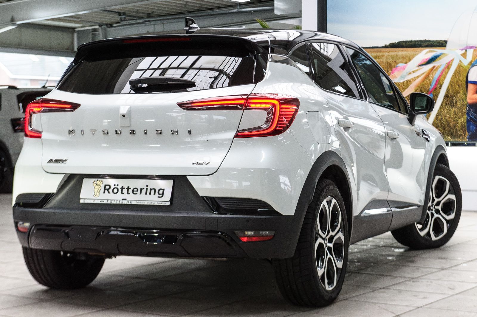 Fahrzeugabbildung Mitsubishi ASX 1.6 Top HEV +LED +Leder +Pano +Bose +Navi