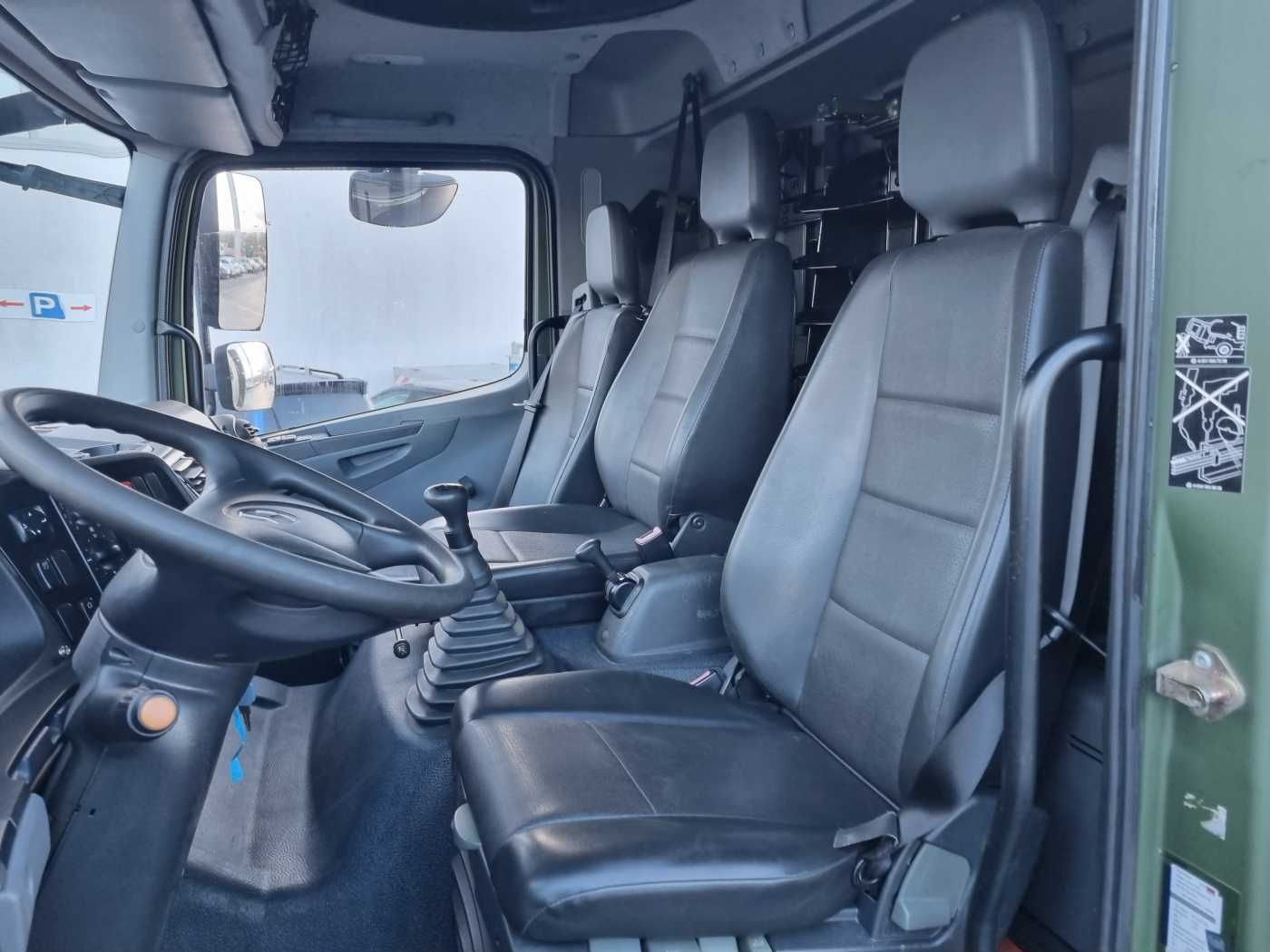 Fahrzeugabbildung Mercedes-Benz Axor 1829 A 4x4 Pritsche/Plane 10 Stück